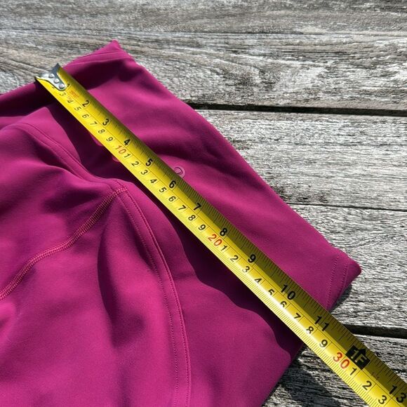 Lululemon InStill High-Rise Crop 23" Magenta Purple size 4 NWT - Picture 4 of 6